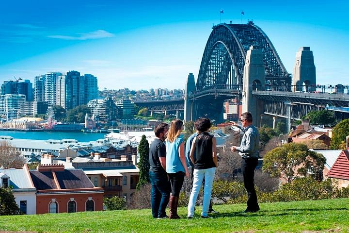 Australian Luxury Escapes Management